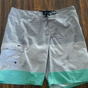 BOARDSHORTS